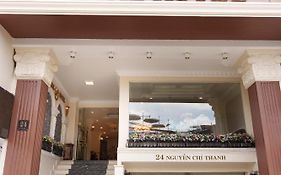 Royal Dalat Hotel